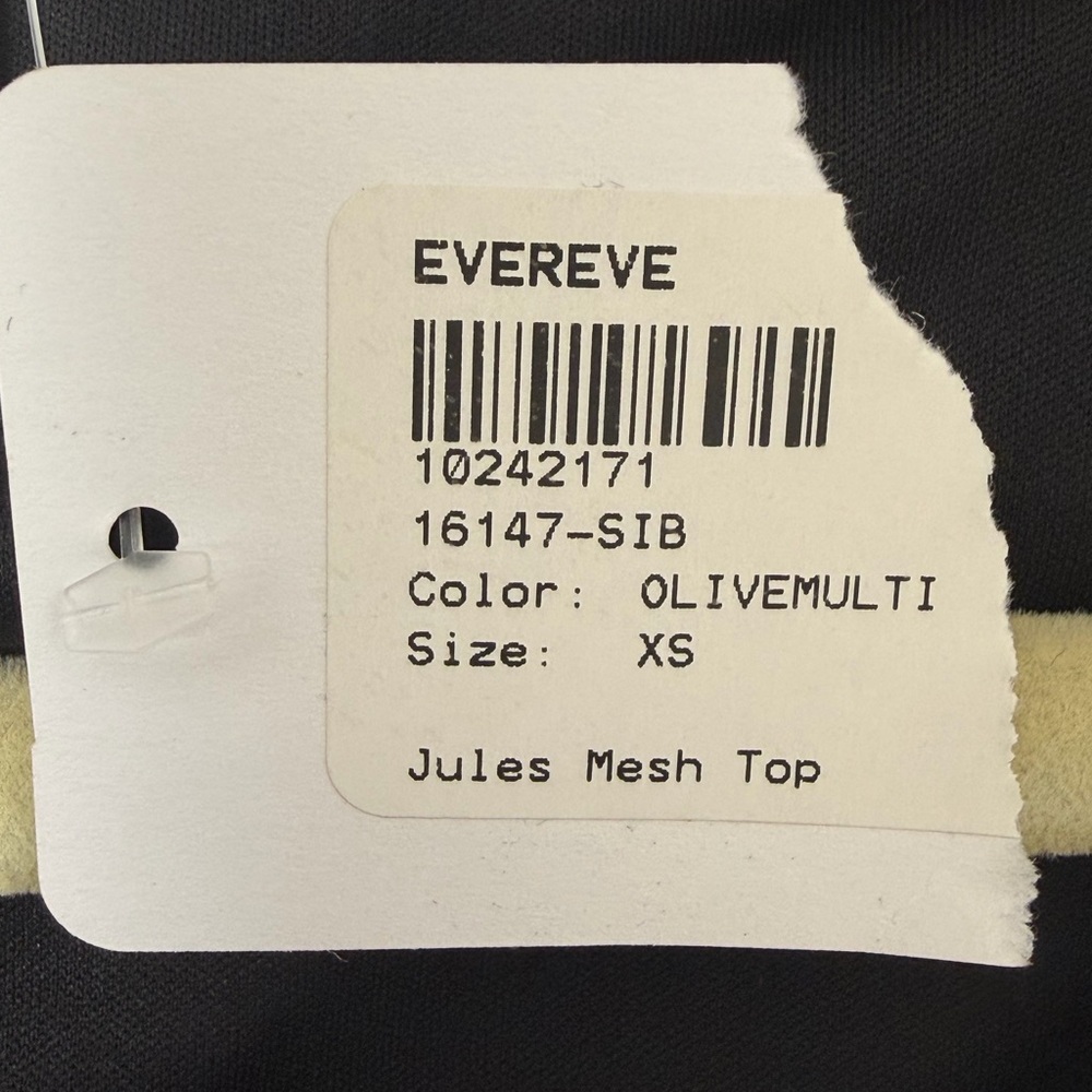 Evereve Green and Black Sleeveless Blouse. Sleeveless With V Neck Stretch - Picture 5 of 6